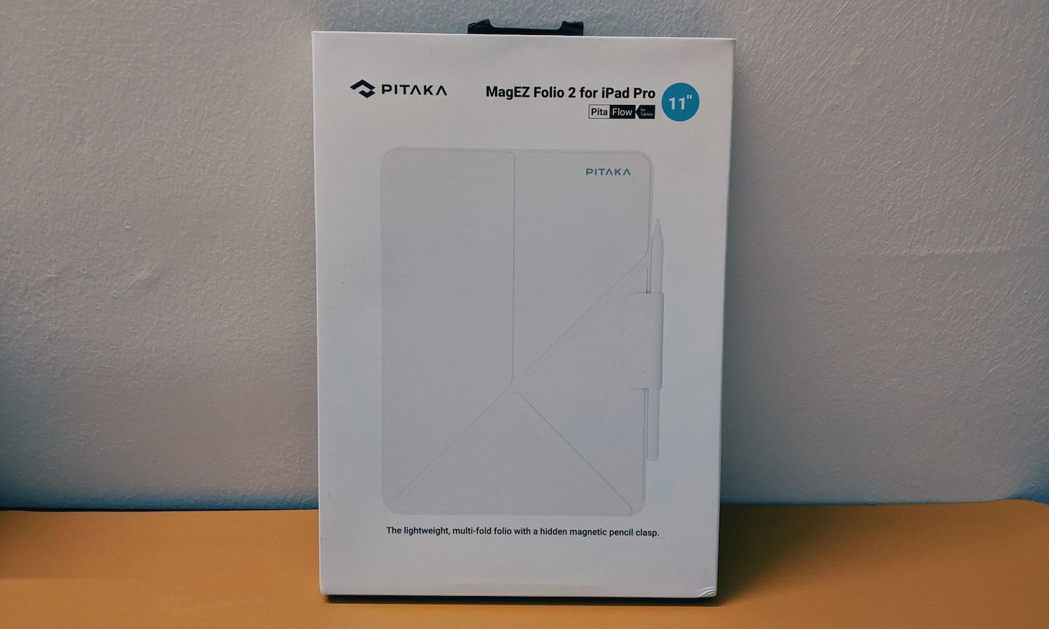 PITAKA MagEZ Folio 2 Packaging Box