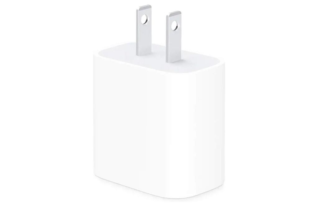 5 Best Power Adapters for iPhone 15 Pro [2024] | appsntips