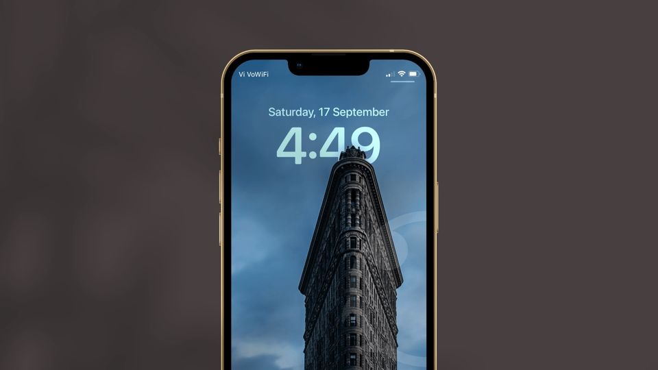 iPhone mockup showing depth effect wallpaper working